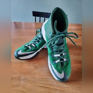 Nike Zoom Clear Out Basketball Shoes Green and White